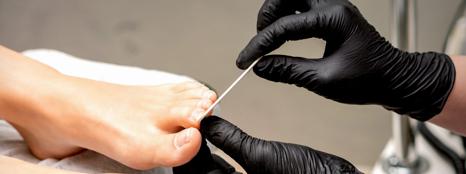 «Счастливые часы» для гостей 65+